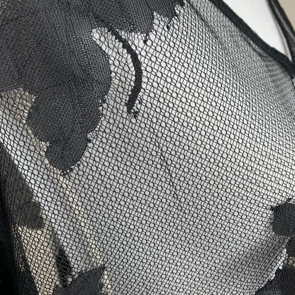 ASTR Black Sheer Leaf Print Fringe Top - Picture 9 of 12